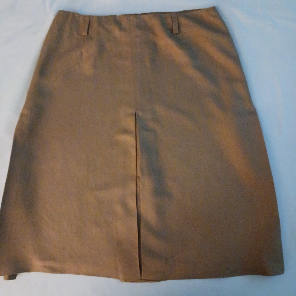 Talbots Size 16 Dark Khaki Skirt. Italian Made Fabric, Fully Lined.